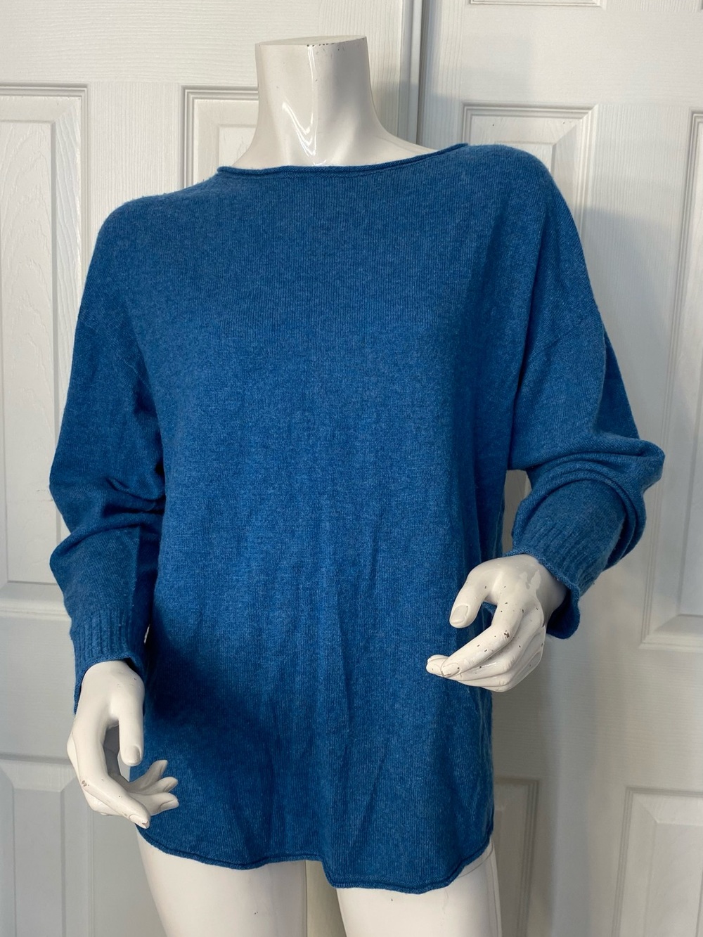💯Cashmere Margaret O'Leary Blue Crewneck Sweater